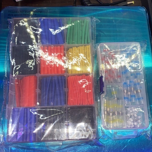 Heat shrink kit plus wire solder shrink wrap - Picture 3 of 6